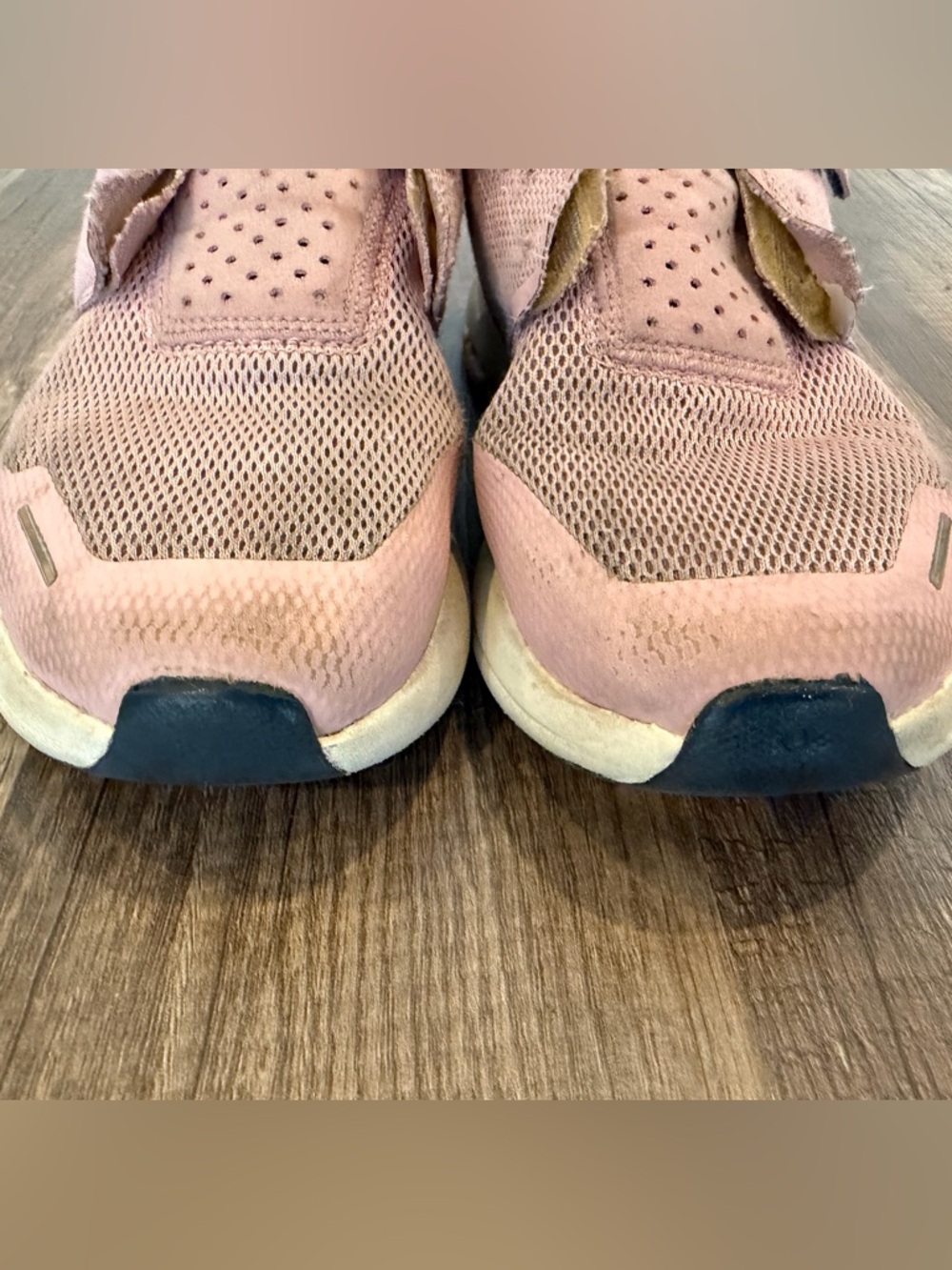 On Cloud Kids Girls Pink Athletic Sneakers Velcro size 13 - Picture 10 of 10